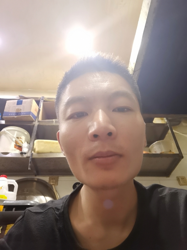 邹先生的第一张照片--太原残疾人相亲网